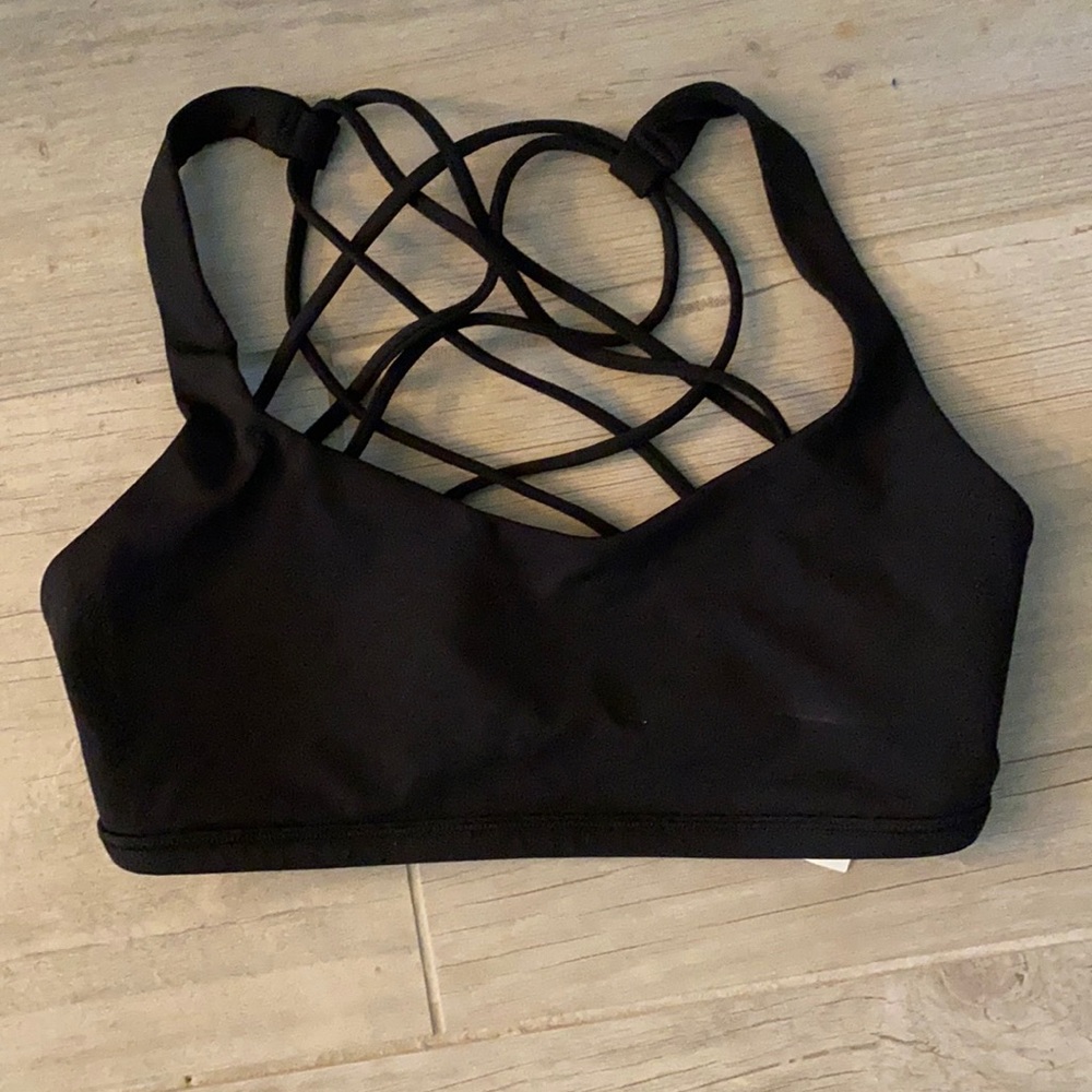 Lululemon Sports Bra Size 4 Black